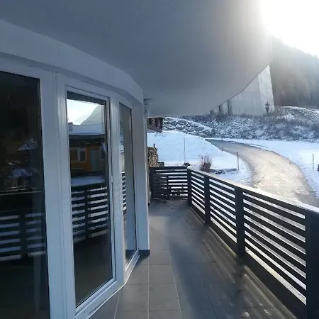 Lidzy Apartman Apartment *