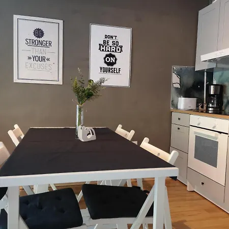 Lidzy Apartman Apartment *